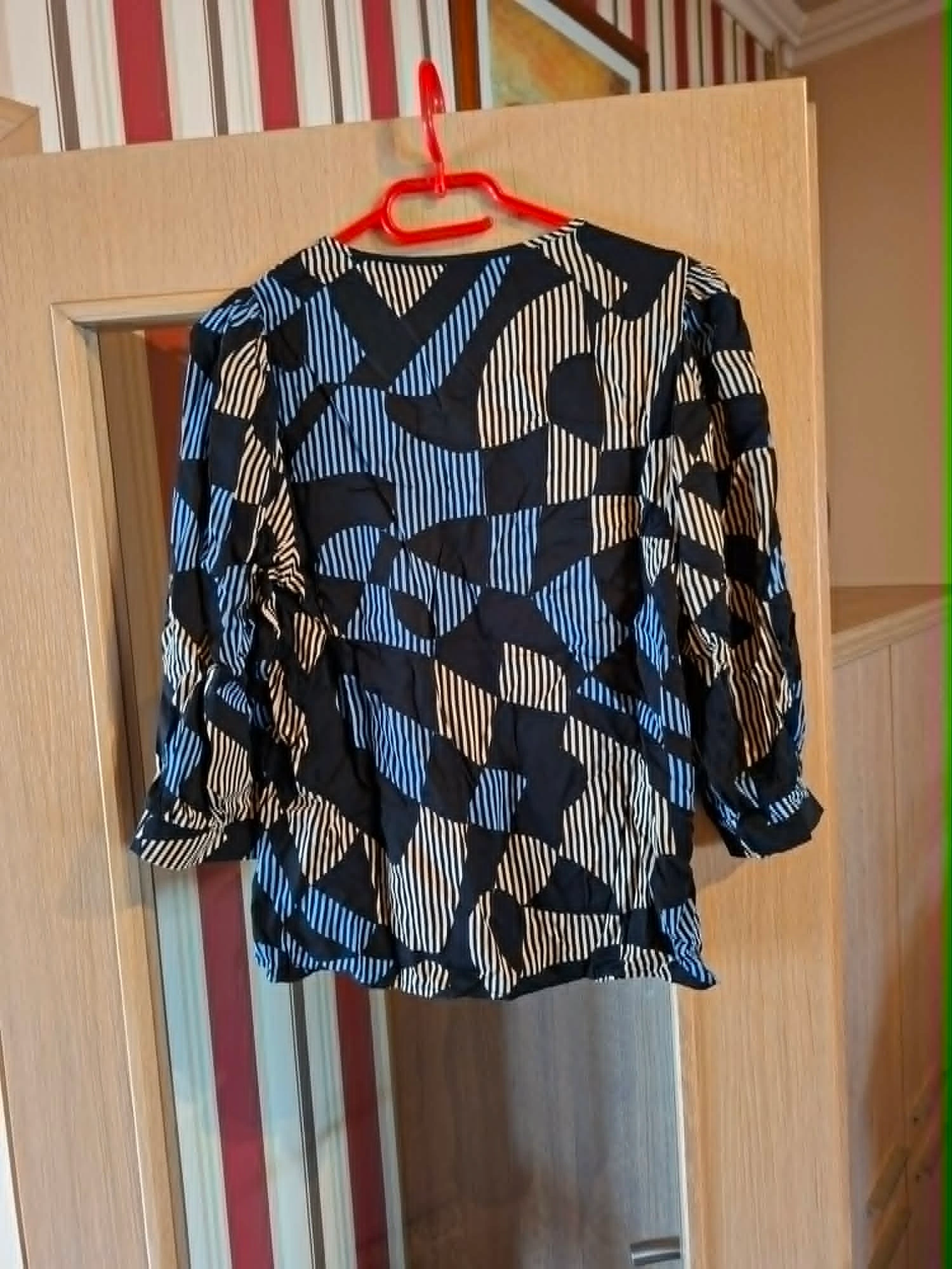 Women's blouse with geometric print / Bel&Bo – photo 3